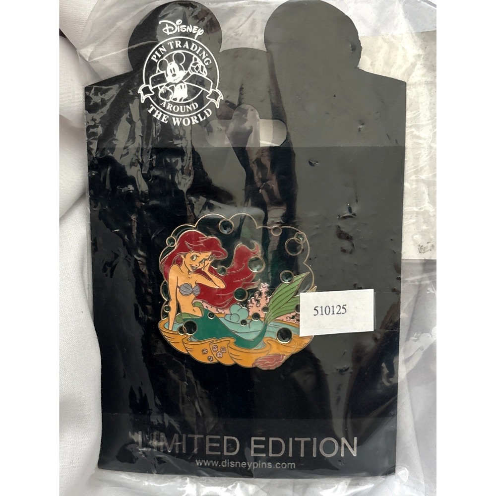 DISNEY Shopping ARIEL The Little Mermaid Bathtime Fun LE 250 Pin on Card in Bag